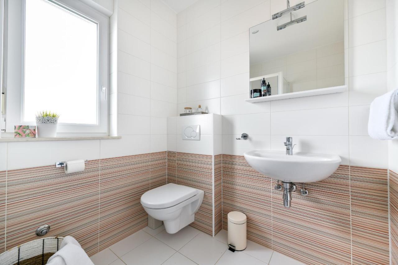 Deluxe Triplex Antea Villa Sukosan Bagian luar foto